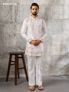 Kurta y Pantalón para Hombre de Alta Calidad Japonesa con Bordado Floral Multihilo y Secuencial, de Longitud Media y Manga Larga - Proveedor Indio - Product Image 6