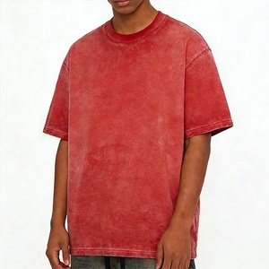 Camiseta Oversize de Algodón Rojo Tie-Dye para Hombre, Estilo Casual de Verano, Manga Corta, Teñido Liso, Sin Cuello, Estilo Urbano - Product Image 3