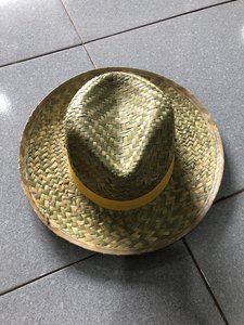 Sombrero de sol de rafia tejida OEM, corona redonda, sombrero de playa, etiqueta personalizada, unisex, ajustable, para primavera, verano, uso diario, excursiones, actividades al aire libre, regalo. - Product Image 5