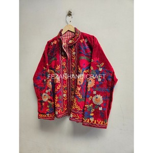 เสื้อแจ็คเก็ตผู้หญิงลำลอง แขนยาว คอตั้ง ผ้าฝ้ายบุนวม ลายดอกไม้ถักปักมือสีแดง สำหรับฤดูหนาว - Product Image 2