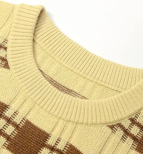 Sudaderas de Alta Calidad para Mujer, Diseña la Tuya Propia, Cuello Redondo, Personalizadas con Bordado Frontal, Tejidas en Jersey 100% Algodón Orgánico - Product Image 3