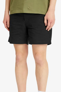 Shorts décontractés noirs pour hommes avec taille élastique, coupe confortable et décontractée, poches latérales, tissu léger et idéal pour l'été au quotidien - Product Image 4