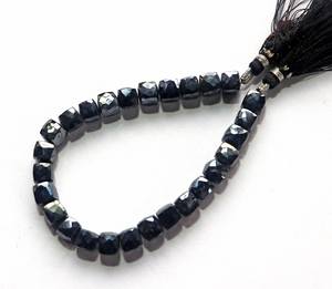 ลูกปัดสปิเนลสีดำธรรมชาติทรงลูกบาศก์เจียระไน ร้อยเป็นเส้น สำหรับทำเครื่องประดับ ขายส่ง - Product Image 5