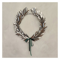 Corona de Hojas Metálicas Plateadas Hecha a Mano de Grado de Exportación con Elegante Anillo Floral para Decoración de Puertas y Paredes
