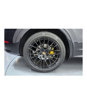 Porsche Cayenne 3.0 Coupé 2024, 76,307 km, Caja de Cambios Automática, Asientos de Cuero, Volante a la Izquierda, con Cámara Trasera - Product Image 5