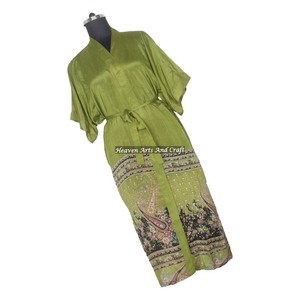 Robe kimono bohème vintage en soie KL012 à manches courtes, robe de demoiselle d'honneur pour l'automne et l'hiver - Product Image 4
