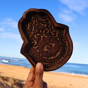 Plateau porte-encens élégant et abordable en bois de frêne de qualité supérieure pour la maison, le temple et la méditation par M/S SHAAD HANDICRAFTS - Product Image 3
