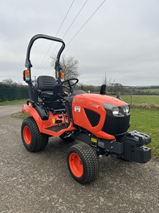 Tractor cortacésped subcompacto Kubota BX261 4x4 diésel, máquina para cortar césped, uso en jardín y granja, precio directo de fábrica - Product Image 4