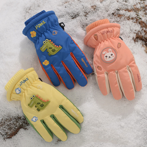 Mitaines thermiques d'hiver pour enfants, à cinq doigts, longueur poignet, en velours épais, motif dessin animé mignon, coupe-vent, pour le cyclisme, les sports de plein air et les fêtes - Product Image 4