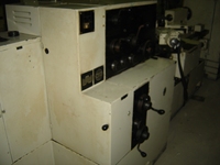 Mesin Bubut WMW 250/4 Hob Relieving yang Dilengkapi Peralatan Berat