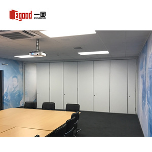 Cloison mobile acoustique robuste de 85 mm en MDF pour scène, fixation supérieure, pour salles de réception d'hôtels - Product Image 4