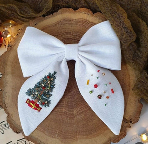 Lazos para el pelo bordados personalizados con diseño de cuentas de semillas, pinza para el pelo bordada con cuentas de semillas para fiesta, hecha a mano - Product Image 1