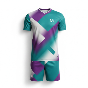 Ensemble de maillots de football sublimés de qualité supérieure, technologie Cool Dry, kit de football professionnel personnalisé pour tous les niveaux - Product Image 1
