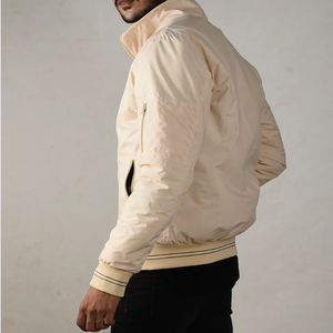 Chaqueta Bomber Beige para Hombre, Color Sólido, Cierre de Cremallera, Resistente al Viento, Cuello Redondo Informal, Tela de Nailon Ligera, Ropa de Otoño, Algodón - Product Image 1
