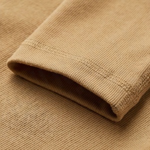 Ensemble de vêtements de yoga pour hommes, couleur personnalisée, logo personnalisé, dernière collection 2025, vêtements de sport, vêtements de fitness, vêtements d'exercice, équipement de sport - Product Image 6