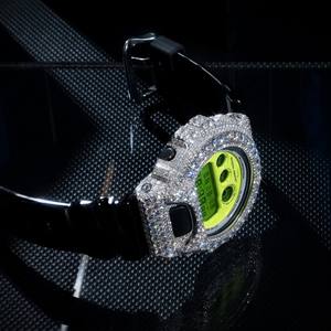 Reloj Digital de Acero Inoxidable Estilo Hip Hop, con Cristal de Zafiro, Bisel Plateado, Correa con Piedras Brillantes, para un Look Moderno y Atrevido - Product Image 5