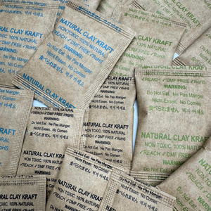 Gránulos desecantes minerales de papel kraft de arcilla pura para el control de la humedad en prendas ecológicas de la UE - Product Image 3