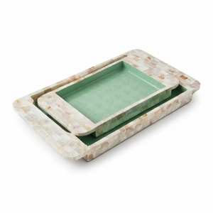 Bandeja Redonda de Madera con Incrustaciones de Madreperla y Asas de Latón Dorado, Bandeja Decorativa de Lujo con Mosaico de Conchas para Mesa de Centro - Product Image 4