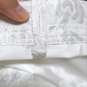 Uniforme de Kung Fu Athlétique Moderne, Durable et Élégant pour l'Entraînement et le Confort - Product Image 4