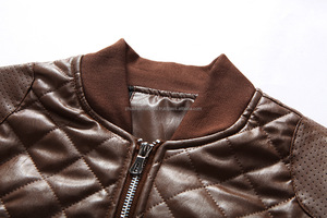 แจ็กเก็ตหนังให้ความอบอุ่นในฤดูหนาวสำหรับบุรุษ,เสื้อโค้ทแฟชั่นหนัง PU สำหรับขี่มอเตอร์ไซค์กันลมแบบแต่งโลโก้ได้ตามต้องการ - Product Image 3