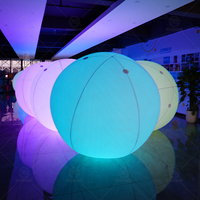 Boule lumineuse gonflable LED pour décoration de fête en plein air, grande boule lumineuse avec lumières RGB pour festivals, mariages, événements et fêtes au bord de la piscine