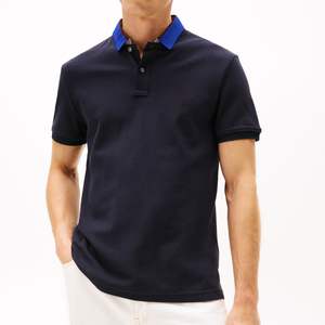 Chemises polo en piqué de coton pour hommes, tendance, de haute qualité, vente en gros personnalisée, manches courtes, vêtements décontractés, unisexe. - Product Image 2