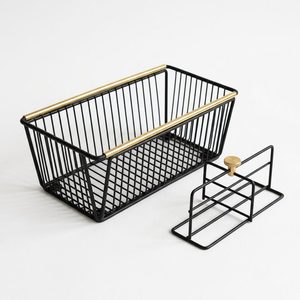 Organizador de Escritorio de Hierro Negro Hecho a Mano de 22 cm con Divisor de Latón, Alambre y Riel Chaukhat para Decoración del Hogar y Organización de Hoteles - Product Image 1