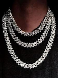 Cadena Cubana de Lujo con Diamantes de Imitación en Oro y Plata, de Alta Demanda, para Fiestas y Regalos, Disponible para la Venta - Product Image 4