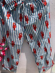 Conjunto de Pijama de Algodón con Estampado de Bloques Lobuster para Mujer |   Traje de Dormir Indio a Rayas Hecho a Mano |   Ropa de Casa de Muselina Suave - Product Image 5