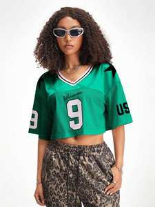 Maillot de football court en mesh vert numéro 9 pour femme, streetwear, fabrication OEM, marque privée, vente en gros - Product Image 3