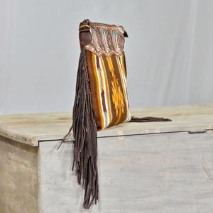 Bolso de Hombro Bohemio de Cuero Genuino con Patrón Geométrico, Decoración de Borlas, Cierre de Hebilla, Correa Única, para Uso Diario en Todas las Estaciones - Product Image 5