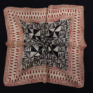 Pañuelo Cuadrado Étnico de Algodón Hecho a Mano Naaz Textile, Estampado Floral, Juego de Pañuelo para el Cuello, Ideal para el Verano, Suave al Contacto con la Piel - Product Image 3