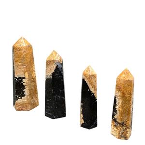 Obelisco Decorativo de Piedra Pulida de Raíz de Palma Natural Premium con Diseño de Ojo Único para el Hogar y Colección - Product Image 1