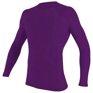 Rashguard personnalisé imprimé avec manches longues pour le surf et la natation - Product Image 4