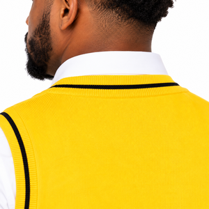 เสื้อกั๊กไหมพรมสีเหลือง Iota Phi Theta สำหรับผู้ชาย คอวี แขนกุด ลายทางสีดำ แต่งขอบยางยืด สไตล์ลำลอง เหมาะสำหรับใส่ในมหาวิทยาลัย - Product Image 5