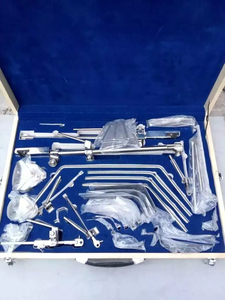 Système d'opérations chirurgicales orthopédiques : Kit de rétracteurs manuels en acier inoxydable avec lames pour table, outils chirurgicaux autoclavables pour hôpital - Product Image 6