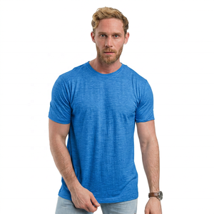Camiseta de hombre con mangas cortas, cuello redondo y tejido de punto, un básico esencial con gran demanda constante. - Product Image 5