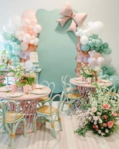 Chaises en rotin artisanales pour enfants, idéales pour les fêtes, anniversaires, mariages, baby showers et événements festifs – Décoration événementielle - Product Image 6