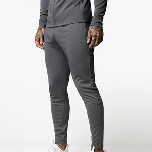 Ensemble de survêtement de performance personnalisé pour homme : veste à capuche entièrement zippée et pantalon de jogging coupe ajustée – Tenue de sport et de fitness - Product Image 2