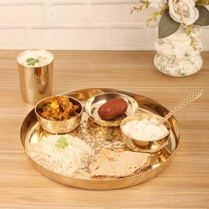 Juego de vajilla de lujo de bronce Kansa, elegante, ecológico, tradicional indio, de metal premium, con platos, cuencos y cucharas. - Product Image 4