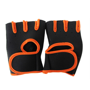 Gants de musculation unisexes personnalisables en cuir PU léger, demi-doigts, avec fermeture auto-agrippante, vente en gros d'usine - Product Image 5