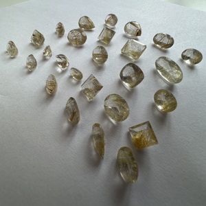 TFH Lot de 131 carats de rutile doré, 26 PIÈCES, cristaux de guérison, formes et tailles variées, tailles de lot de 10 mm à 10x20 mm - Product Image 2