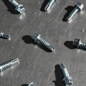 Tornillos Metálicos Estructurales con Recubrimiento de Zinc Resistentes a la Corrosión - Cabeza Hexagonal Clase 8 Especificaciones Personalizadas - Product Image 1