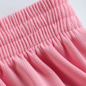 Uniforme de Baloncesto para Hombre con Pantalones Cortos Cómodos, Ropa Deportiva Ligera y Duradera, Ideal para Juegos Competitivos - Product Image 5