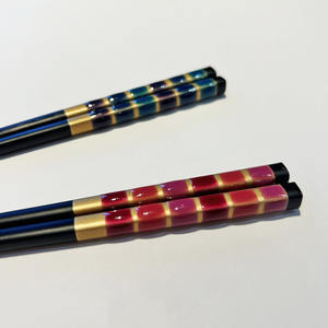 Palillos coloridos de estilo japonés moderno delgados y aptos para lavavajillas para vajilla Aoba modelo P83 para regalos - Product Image 6
