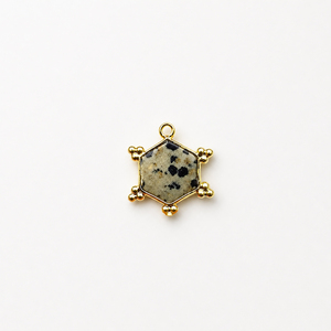 Colgante de latón chapado en oro con hexágono de jaspe dámil, cabujón liso de piedra natural, conector para collar y pulsera - Product Image 1