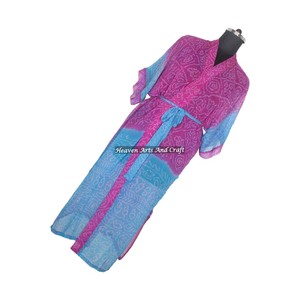KL008 Magnifique Kimono Sari Vintage, Robe Longue Automne/Hiver à Imprimé Floral, Style Bohème, Coupe Ample, Manches Longues, en Mélange de Soie et Polyester - Product Image 4