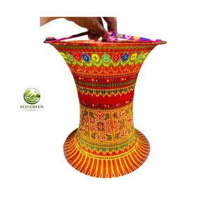 Farol de Tela Brocada Hecho a Mano Estilo Bohemio, Decoración Colgante Étnica Hmong Colorida para Hogar, Jardín, Cafetería, Restaurante - Product Image 4