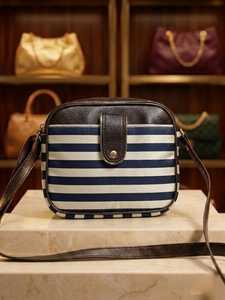 กระเป๋าสะพายข้างลายทางคลาสสิก กระเป๋าผ้ารักษ์โลก - Product Image 2