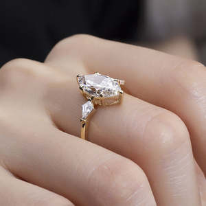 Anillo de Diamante de Laboratorio con Corte Marquise Geométrico IGI D-E-F VVS-VS, Oro 14K, Oro Rosa, Oro Blanco, Plata, Suministro B2B de Solitarios - Product Image 1